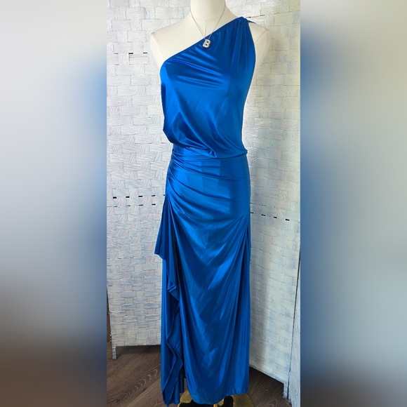 HELLO MOLLY One-Shoulder Gown - Picture 8 of 8